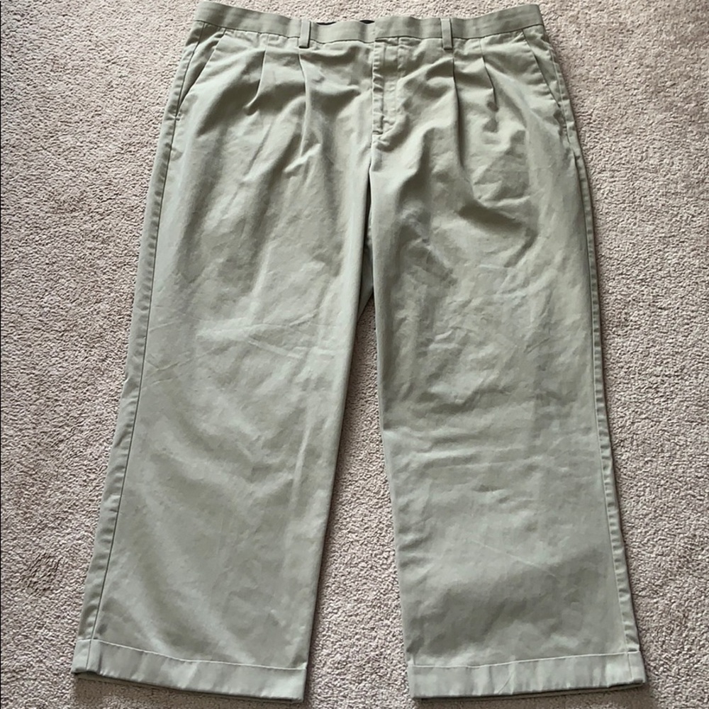 Men’s Croft & Barrow dress pants. Size 44x30.